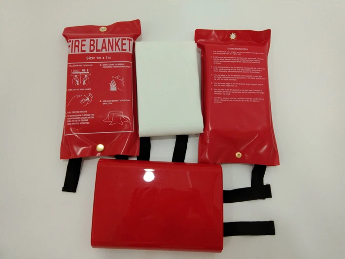 When would it be appropriate to smother a fire with a fire blanket When would it be appropriate to smother a fire with a fire blanket